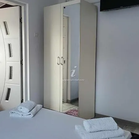 Casa Remus 3*